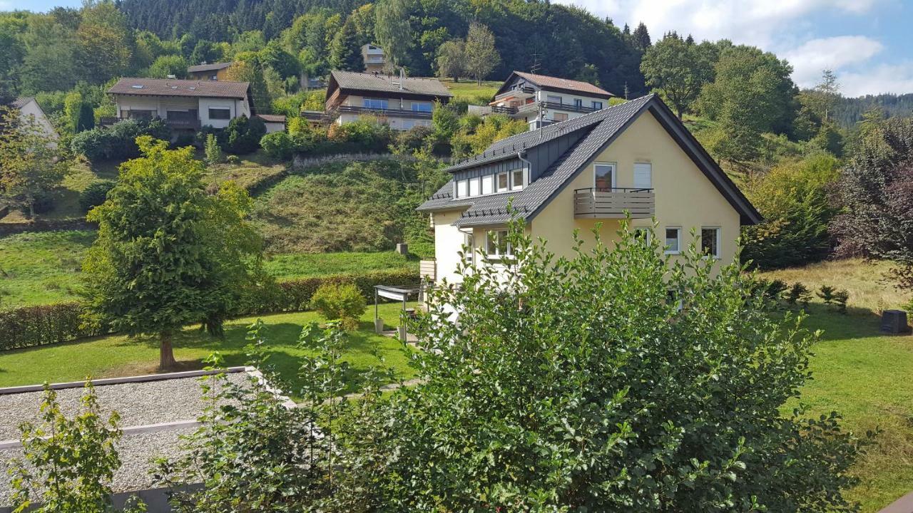 باد ويلباد Ferienwohnung Am Kurpark المظهر الخارجي الصورة